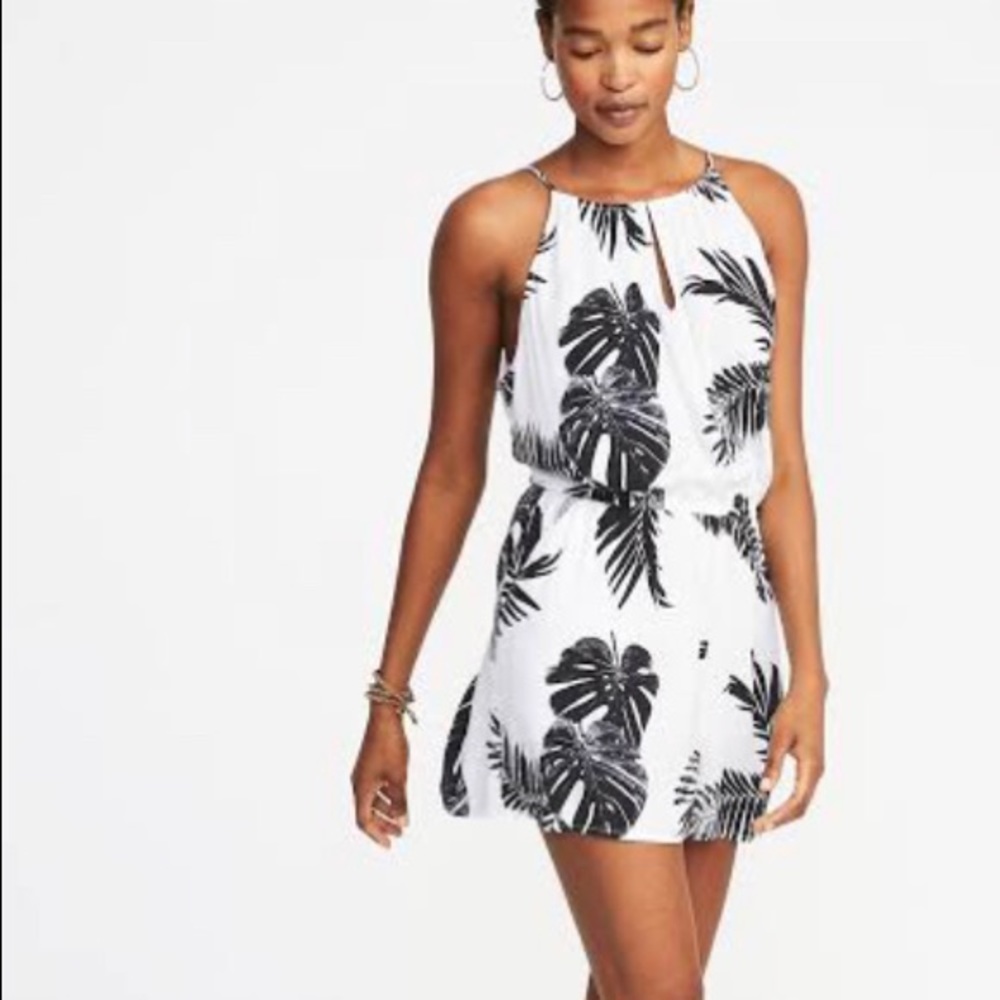 Black and White Leaf Print Dress